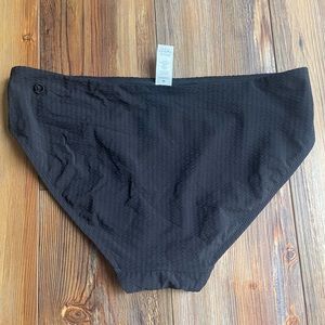 Lululemon bathing suit bottoms size M
